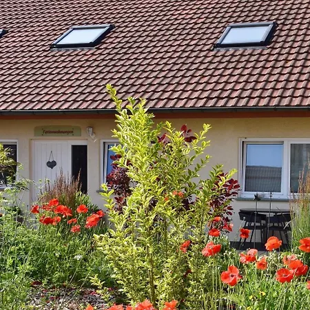 Auf Dem Dorf, Lejlighed *