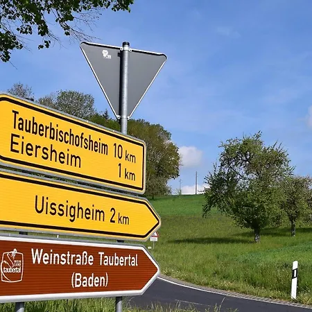 Auf Dem Dorf, * Külsheim
